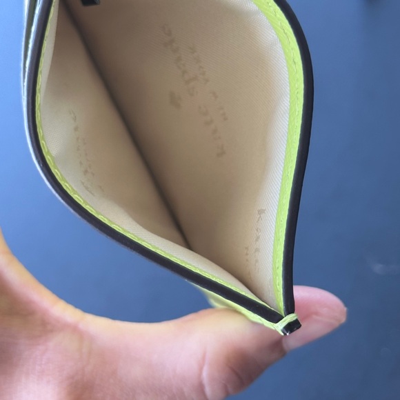 Kate Spade Light Green Saffiano leather Card wallet NWT - Picture 4 of 7